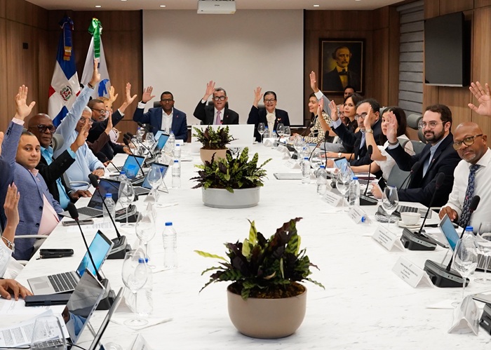  CNSS logra cobertura del 100 % para 13 medicamentos de alto costo mediante el FOMAC
