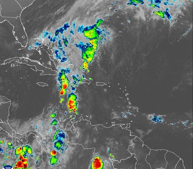  Indomet pronostica aguaceros moderados a fuertes, tormentas eléctricas y ráfagas de viento en varias provincias