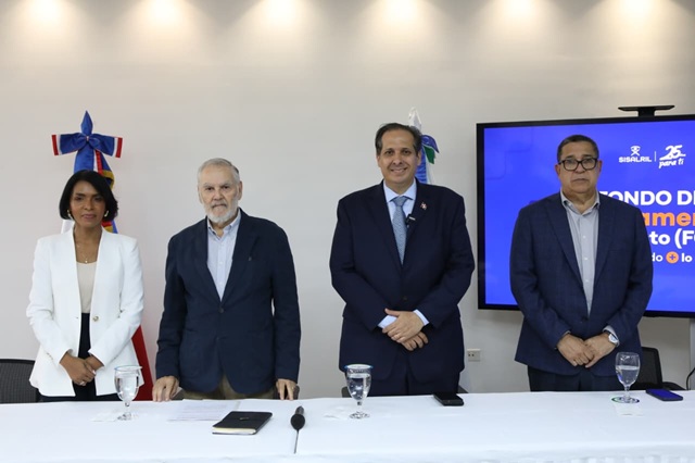  Aseguran acceso a medicamentos de hasta RD$16 millones para enfermedades de alto costo con el FOMAC